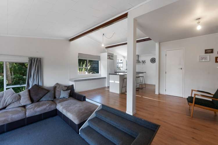 10 Telstar Place Beach Haven_11