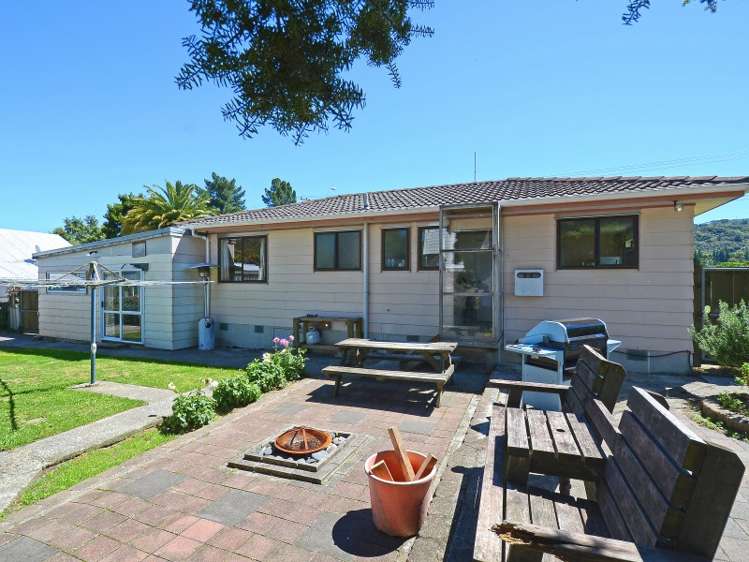 652 Main Road North Te Marua_19