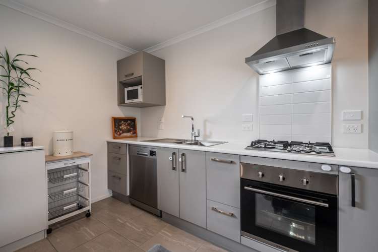 1 Manawaroa Close Grandview Heights_9