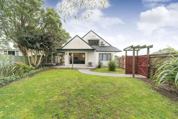 15 Kent Crescent Awapuni_1