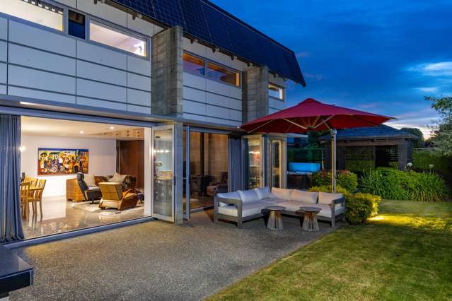 Ultimate contemporary design in Springlands