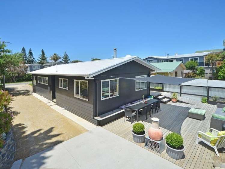 72 Blue Pacific Parade Riversdale Beach_0