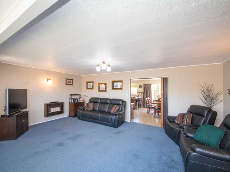 1 Calder Place Feilding_9