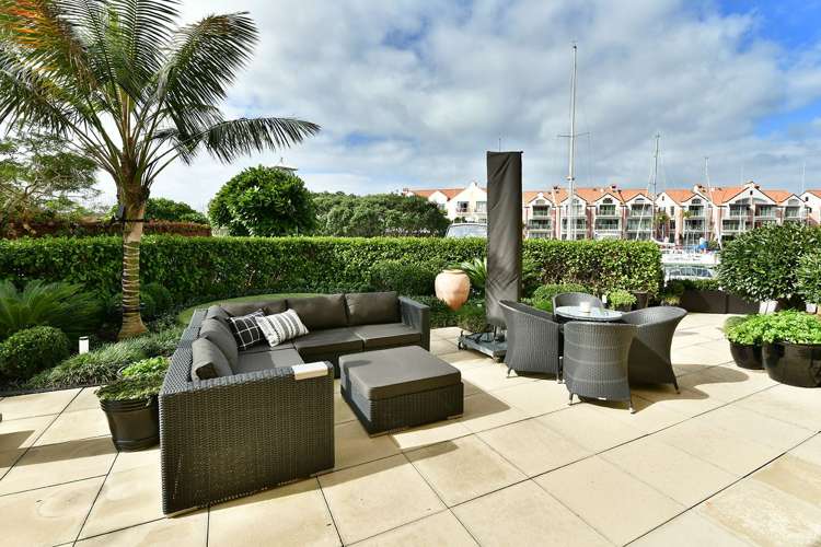 1 Waterside Crescent Gulf Harbour_7