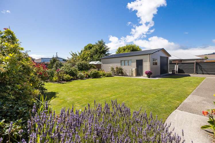 5 Berwick Street Mosgiel_18