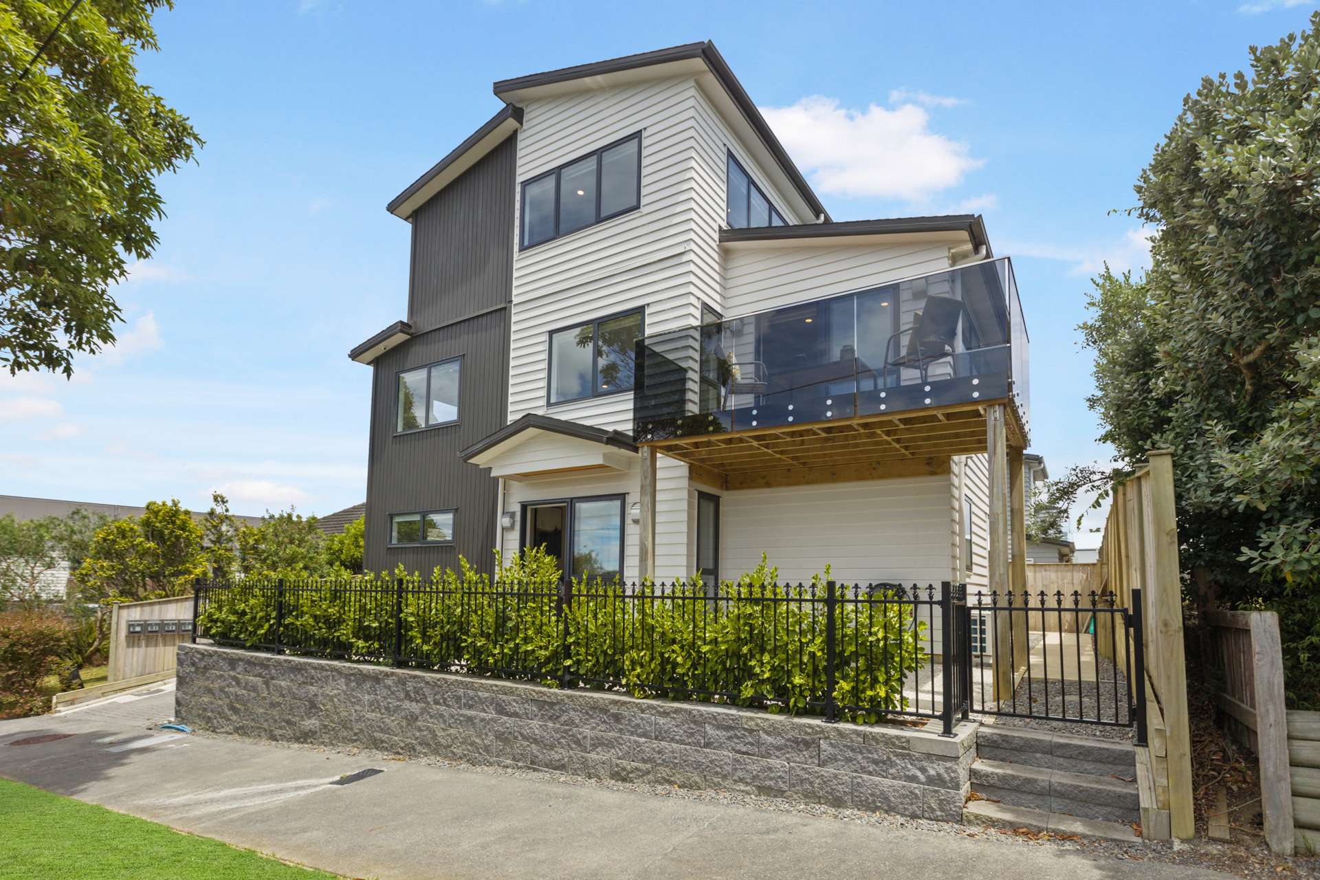 55 Castledine Crescent Glen Innes_0