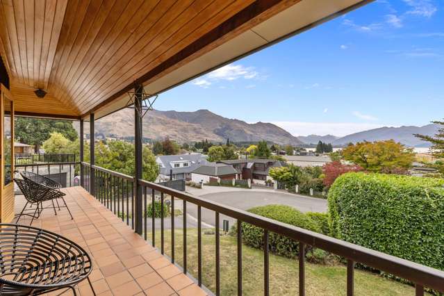 7 Sycamore Place Wanaka_1