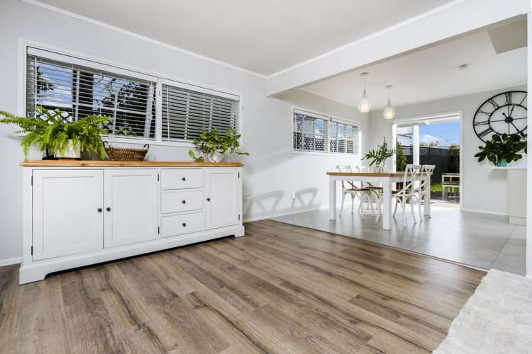 1/4 Coronation Street Belmont_4