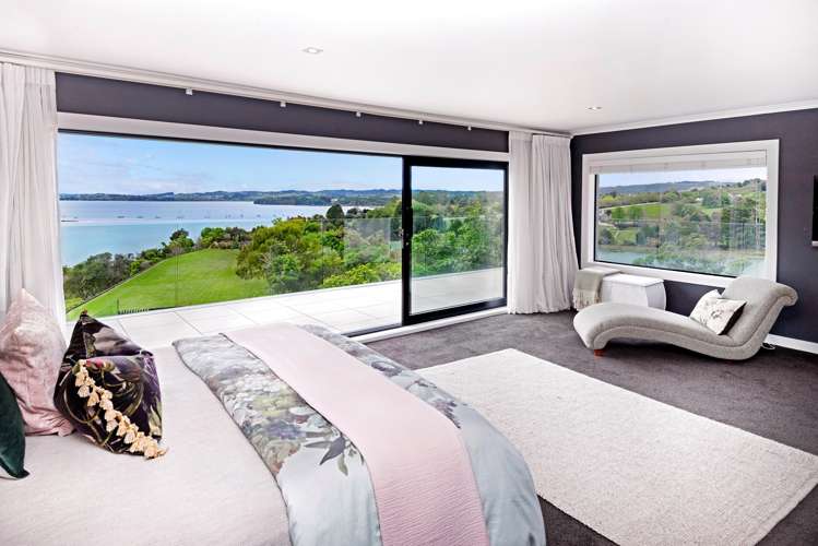 26 Estuary Views Cockle Bay_18