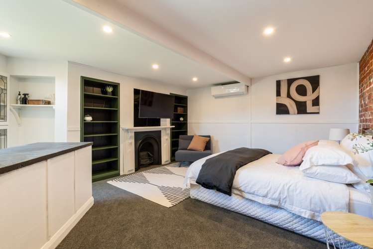 16 Burnett Street Calton Hill_21