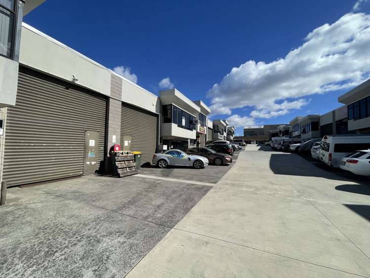 6/21 Poland Road Wairau Valley_5