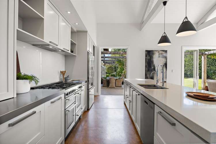 5 Dysart Lane Kumeu_11