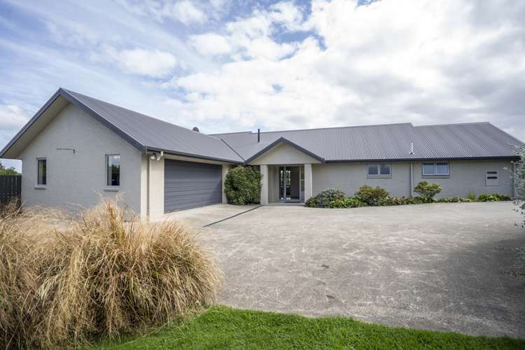 405 Mill Road North Myross Bush_1