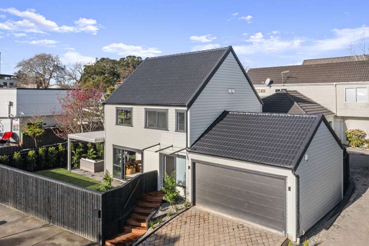 1/22 Clonbern Road Remuera_31