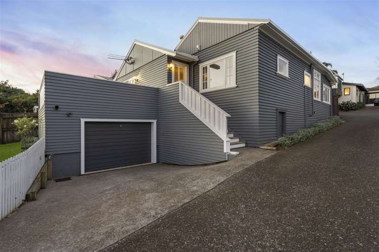 6 Hayr Road Three Kings_17