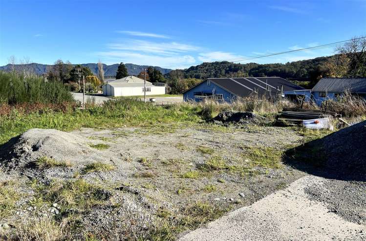 86 & 88 Omapere Street Dobson_11