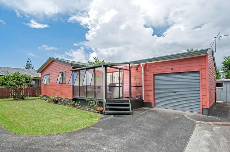 4a Vodanovich Road Te Atatu South_14