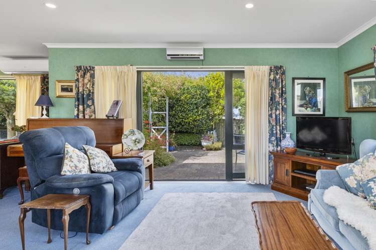 57 Kiddle Drive Hilltop_14