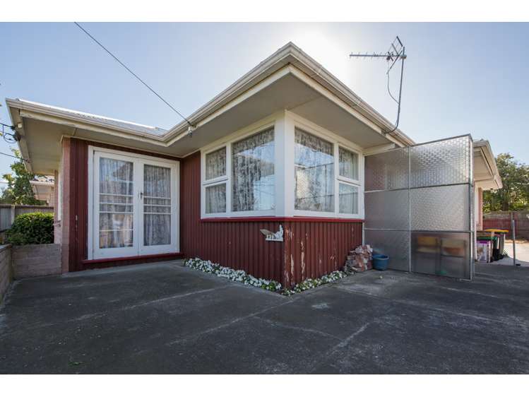 239 Shortland Street Aranui_13