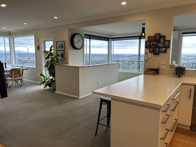 85 Huntsbury Ave Huntsbury_3