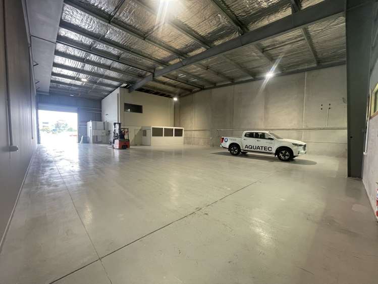 Unit 5/76 Porana Road Wairau Valley_1