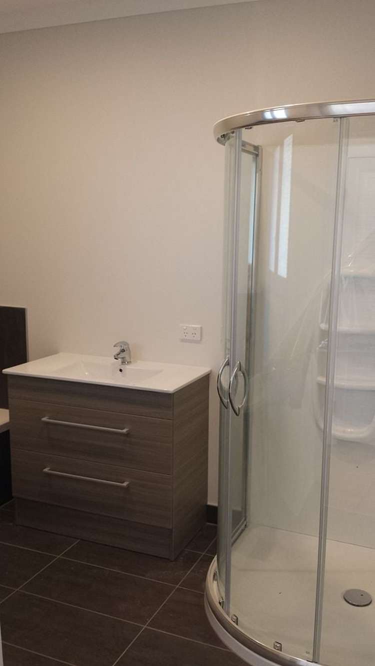 64A Titirangi Road New Lynn_9