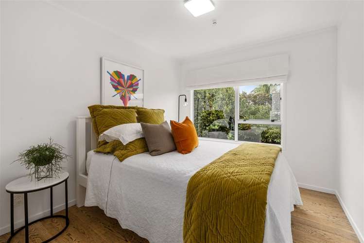 2/7 Hanlon Crescent Narrow Neck_16