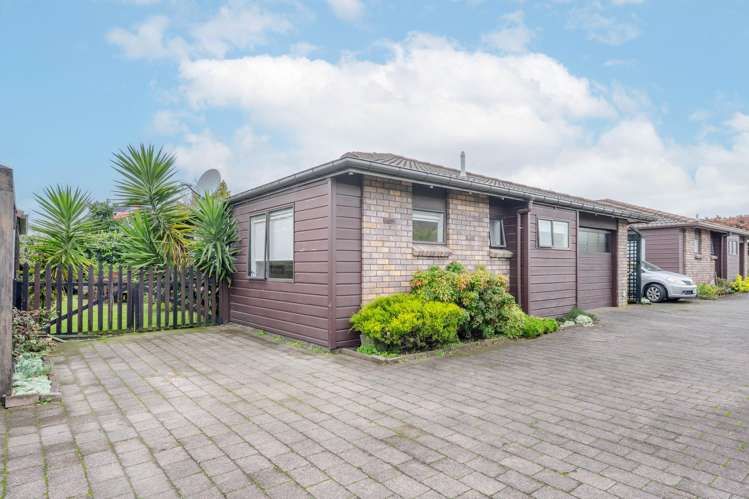 21B Seddon Street Glenholme_13