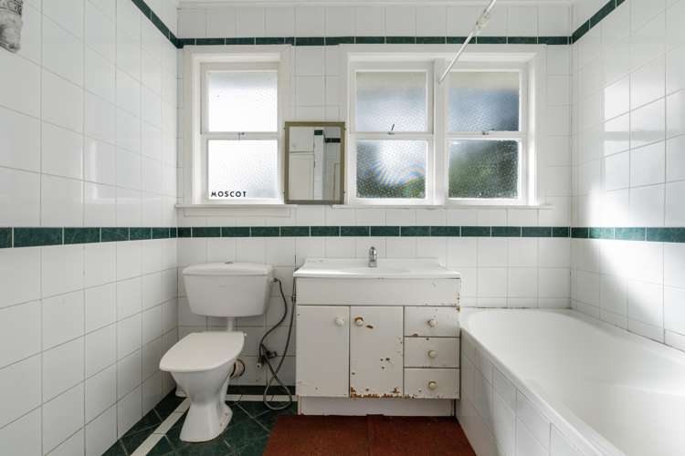 32 Eaton Road Hillsborough_7