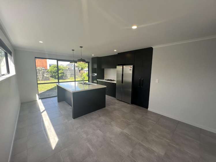 10 Hatric Road 1053_6