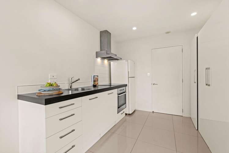 7/318 Barbadoes Street Christchurch Central_6