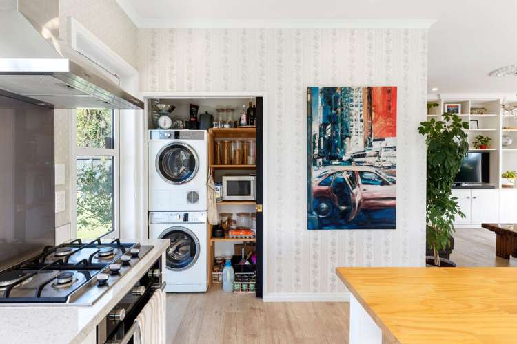 52 Greenhaven Drive Burwood_6