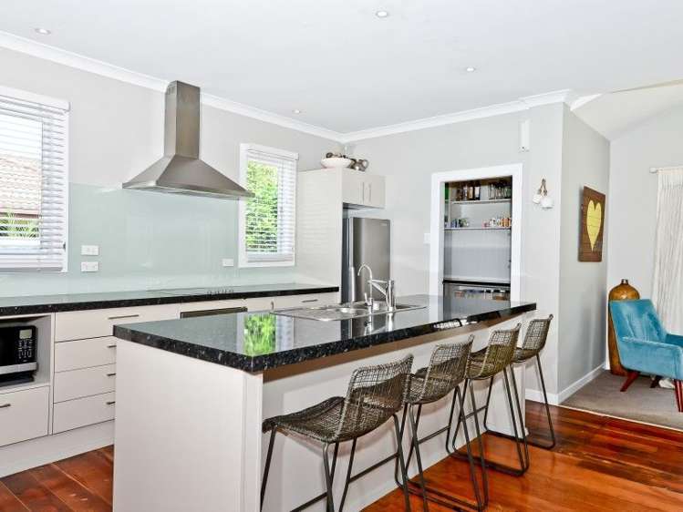 4 Young Street Claudelands_15