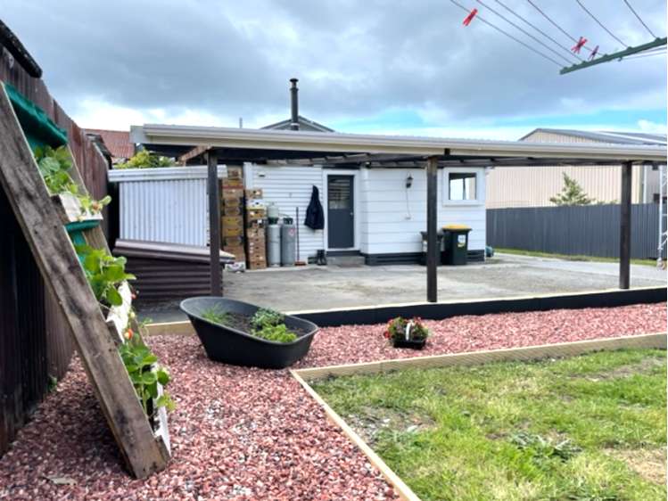 94 Bealey Street Hokitika_12