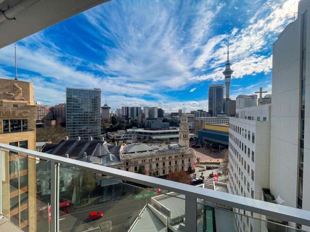 Fully Furnished 2 Bedrooms in Queens Residences