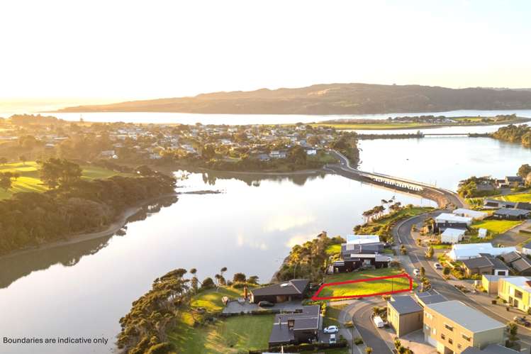 2 Pekapeka Street Raglan_7