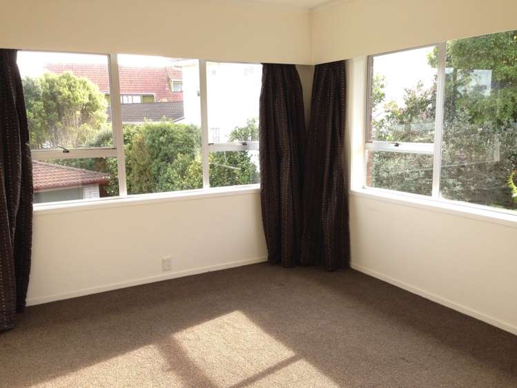 100 Ravenwood Drive Forrest Hill_8