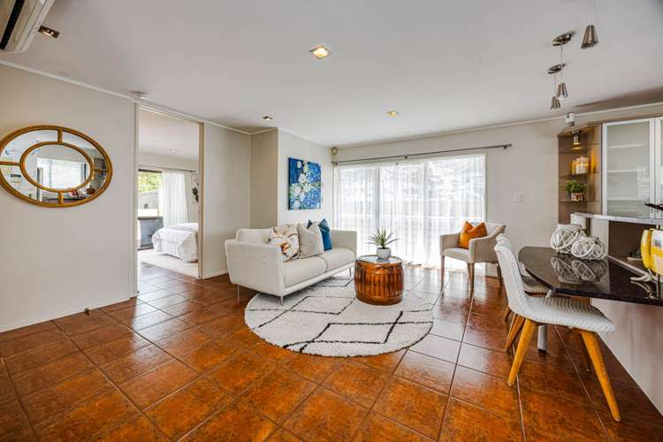 17 Debron Avenue Remuera_10