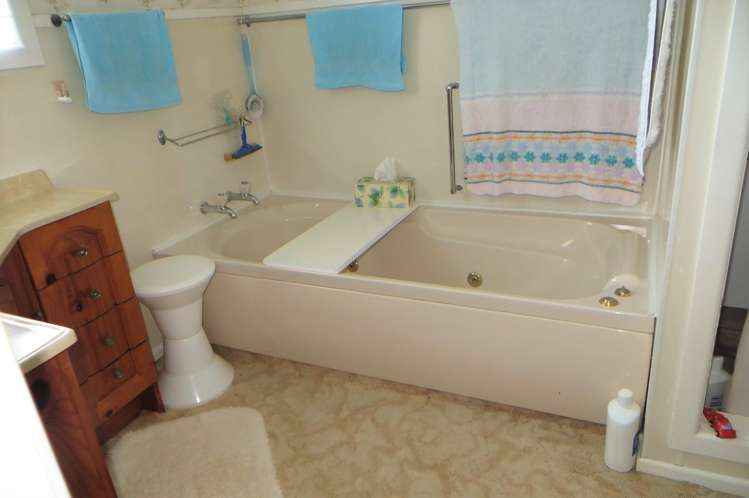 11 Brick Street Te Aroha_13