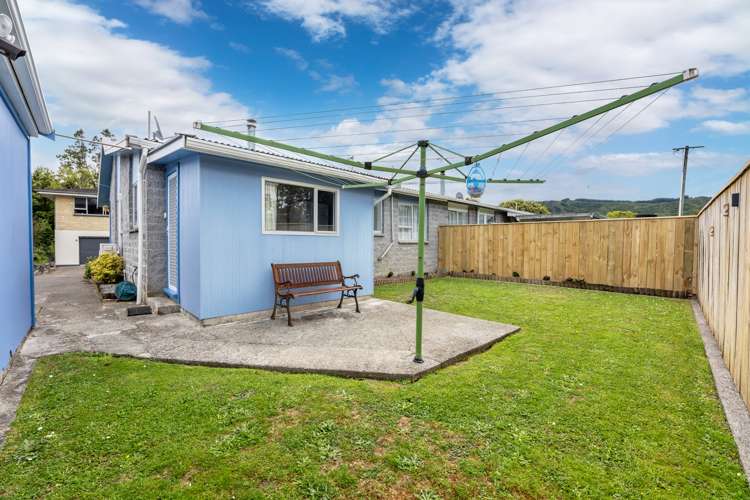 2/8 Cederholm Grove Brown Owl_13