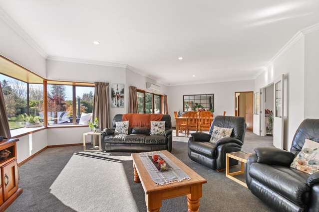 296 O'Roarkes Road Fernside_1