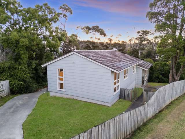 20 Grandison Crescent New Lynn_4