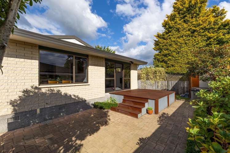 2/63 Neale Avenue Stoke_5