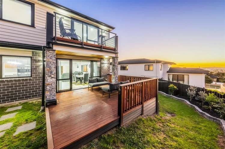 54 Armstrong Farm Drive East Tamaki Heights_19