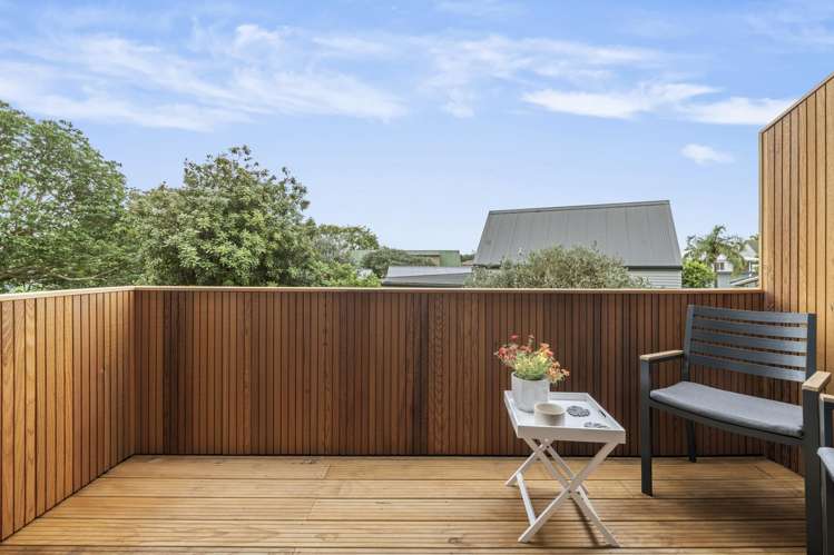 2/9 Feltwell Place Mangere Bridge_3