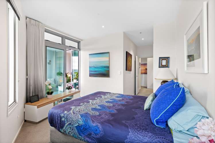 915/11 Tamariki Avenue Orewa_5