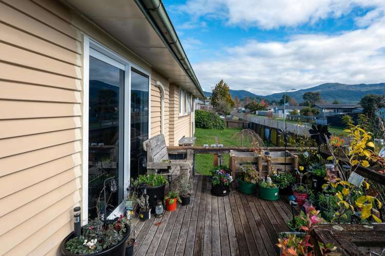27 Te Rangitautahanga Road Turangi_0