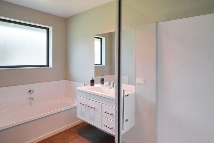 285p Balcairn Amberley Road Balcairn_8