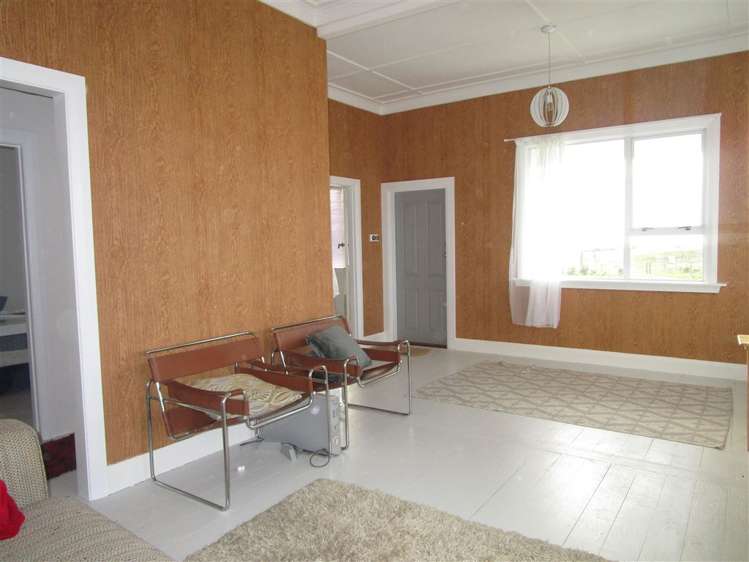 7506 South Road Okato_12