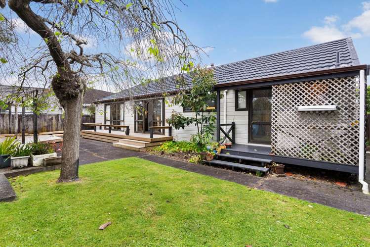 14 Bluewater Place Wattle Downs_6